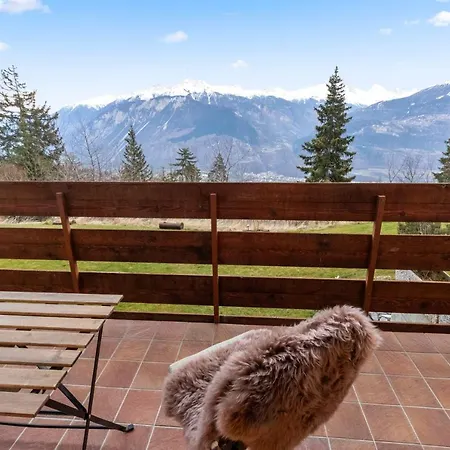 Rénové Avec Vue Imprenable Sur Les Alpes