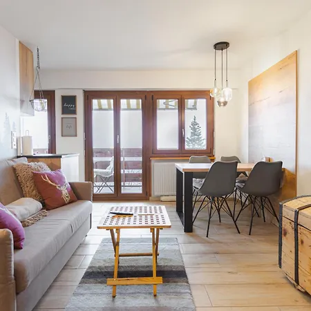 Renove Avec Vue Imprenable Sur Les Alpes Apartamento