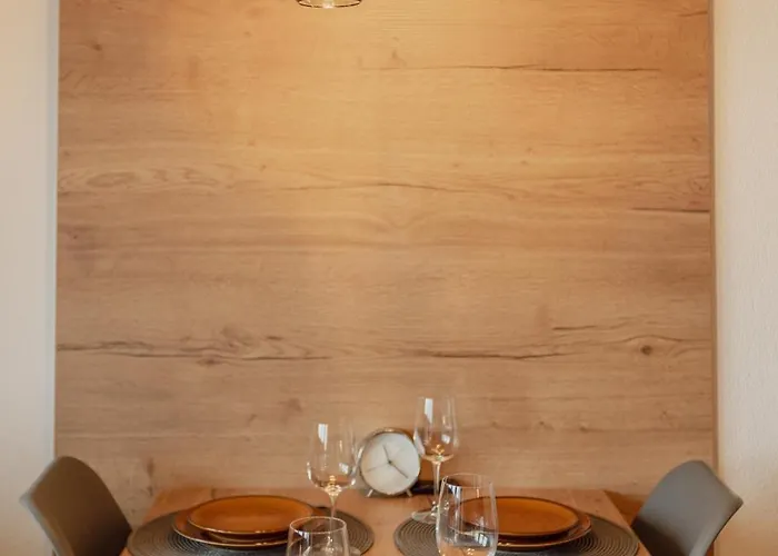 Renove Avec Vue Imprenable Sur Les Alpes アパート