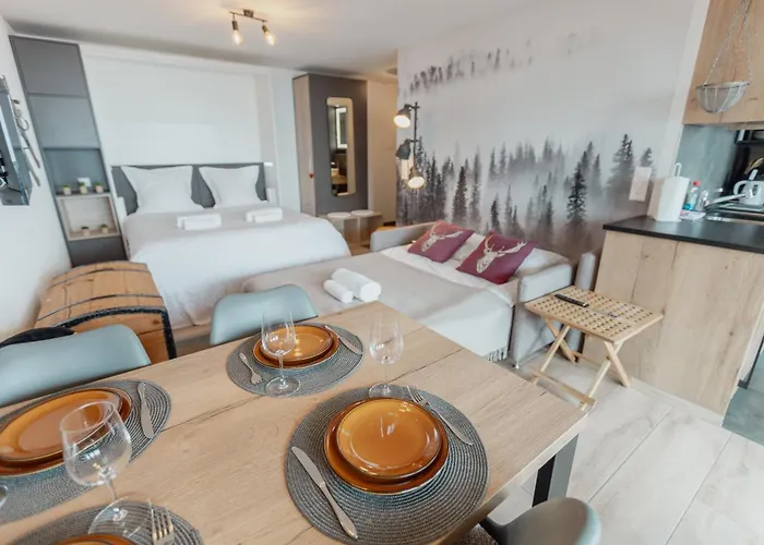 Renove Avec Vue Imprenable Sur Les Alpes アパート *